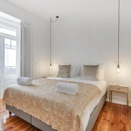 Gasthuis Saldanha Pool&garden Lissabon